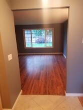 105 Villa Rd in Kelso, WA - Building Photo - Building Photo
