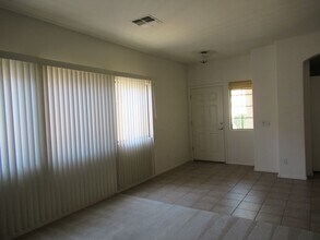 28060 N Quartz Dr in San Tan Valley, AZ - Building Photo - Building Photo