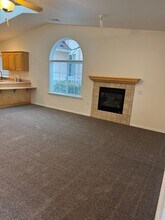 2004-2006 Duke Ct in Grants Pass, OR - Building Photo - Building Photo