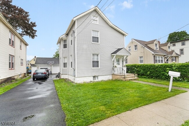 property at 60 Searing St