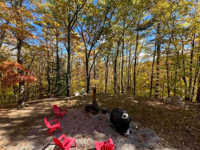 5 Oak Ridge Rd in Madison, NH - Building Photo - Building Photo
