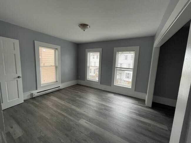 414 Manchester St in Manchester, NH - Building Photo - Building Photo