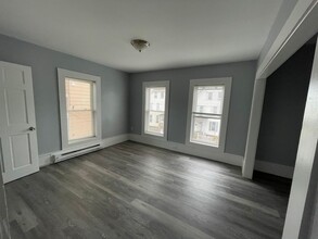 414 Manchester St in Manchester, NH - Building Photo - Building Photo