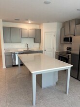 3646 Majestic Dr in Lakeland, FL - Building Photo - Building Photo