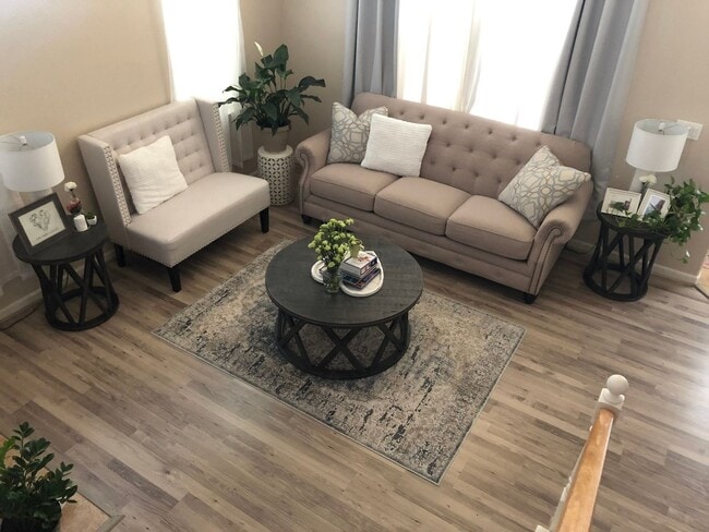 property at 2709 Waldorf Ln