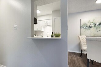Ascent at Northgate in Austin, TX - Foto de edificio - Building Photo