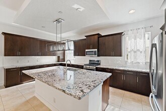 7108 Edison Pl in Palm Beach Gardens, FL - Building Photo - Building Photo
