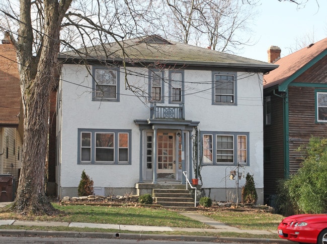 2327 O'Brien Pl in Cincinnati, OH - Foto de edificio - Building Photo