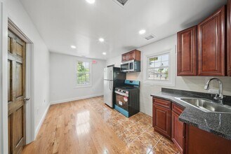 14 Yankee Pl-Unit -7 in Ellenville, NY - Foto de edificio - Building Photo