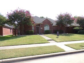 4804 Holly Berry Dr in Plano, TX - Building Photo - Building Photo