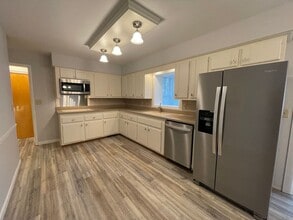 7723 Yorktown St in Richland, MI - Building Photo - Building Photo