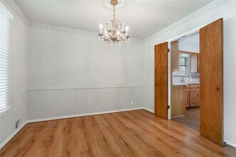 6105 E University Blvd in Dallas, TX - Building Photo - Building Photo