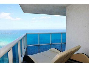 2711 S Ocean Dr, Unit 3102 in Hollywood, FL - Building Photo - Building Photo