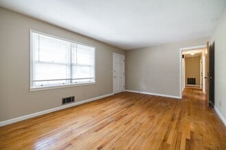 145 Smithonia Rd in Winterville, GA - Building Photo - Building Photo