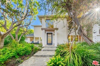10148 Angelo Cir in Beverly Hills, CA - Building Photo - Building Photo