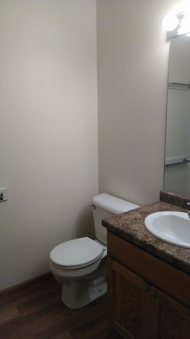 630 Water St, Unit 2 in Eau Claire, WI - Building Photo - Building Photo