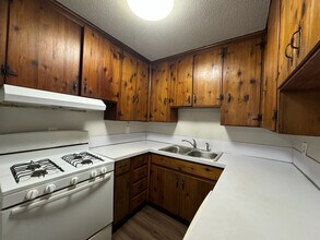 933 Karen Rd in Montgomery, AL - Building Photo - Building Photo