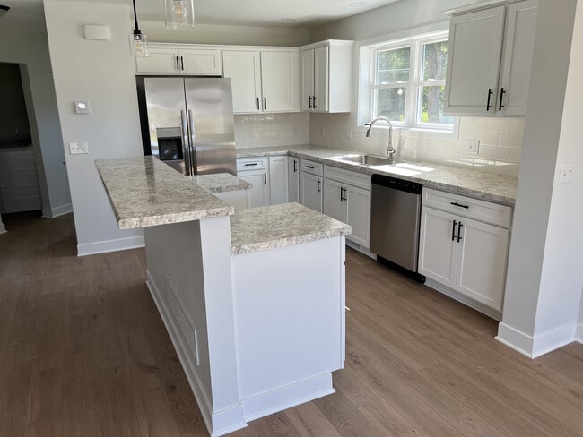 502 Leavens Ave in Sheboygan Falls, WI - Building Photo - Building Photo