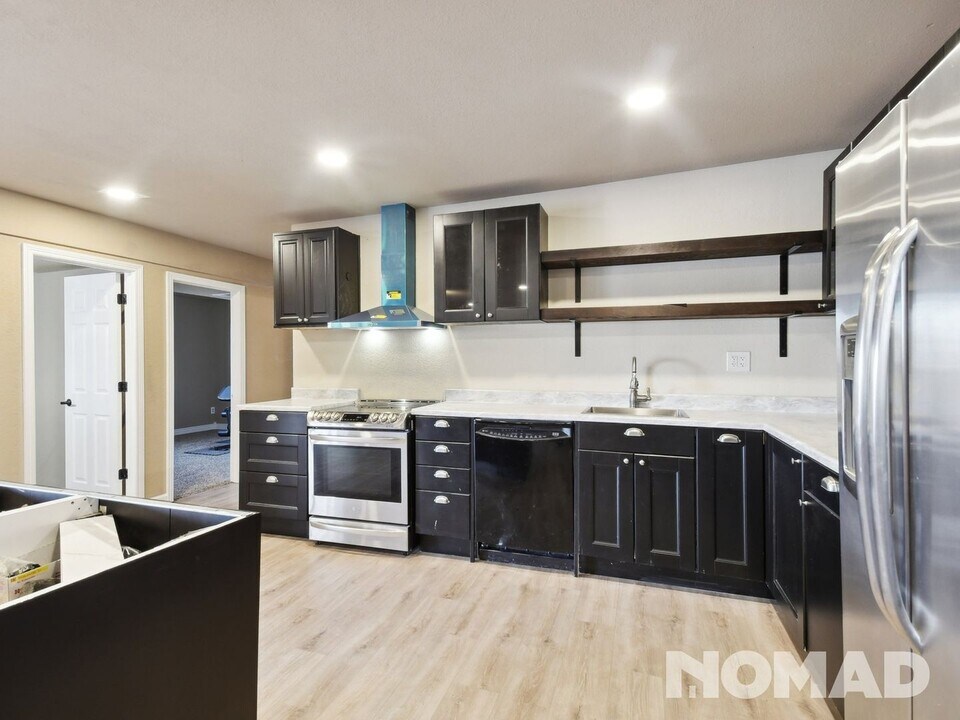 7522 S Mt Zirkel in Littleton, CO - Building Photo