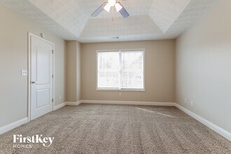 4079 Savannah Ridge Ct in Loganville, GA - Building Photo - Building Photo