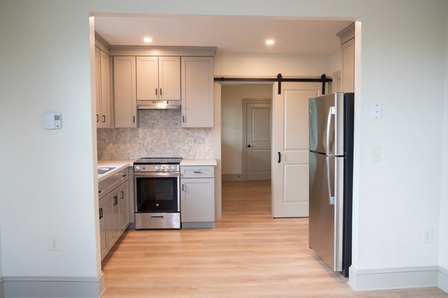 2493 Mount Joy Rd, Unit A in Manheim, PA - Building Photo - Building Photo