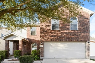 9202 Hilltop Crossing Dr in San Antonio, TX - Building Photo