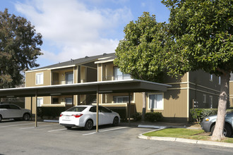 Windscape Village Apartments in Banning, CA - Building Photo - Interior Photo