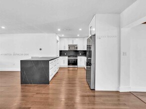 3193 Taft St in Hollywood, FL - Building Photo - Building Photo