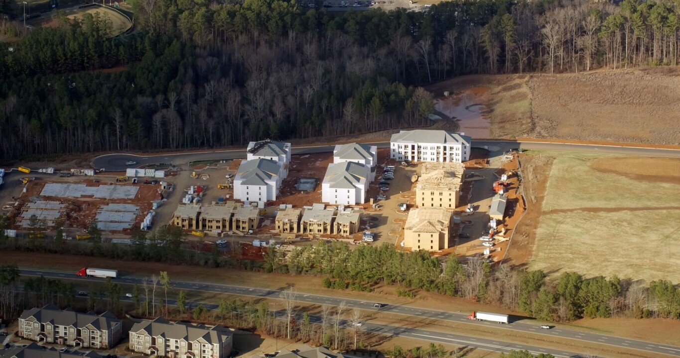 Northwood Landing in Pittsboro, NC - Building Photo