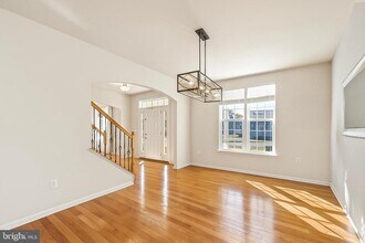 76 Penns Charter Ln in Stafford, VA - Building Photo - Building Photo