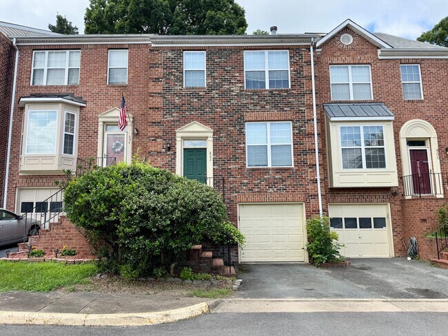 property at 802 Stafford Glen Ct