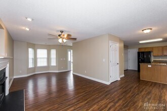 11305 Silver Glen Ln in Charlotte, NC - Building Photo - Building Photo