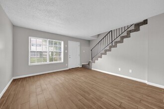 674 Hobbs Dr in Memphis, TN - Building Photo - Building Photo