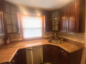 31 Thomas St in Staten Island, NY - Building Photo - Building Photo