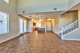 6236 Huntington Ridge Ave in Las Vegas, NV - Building Photo - Building Photo