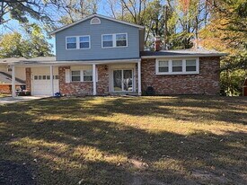 13323 Warburton Dr in Fort Washington, MD - Building Photo