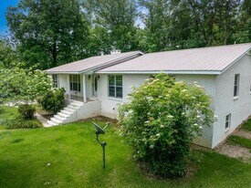 4758 CR 831 in Logan, AL - Building Photo