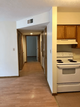 LYNNELLE LANDING APARTMENTS in Charleston, WV - Building Photo - Building Photo