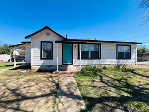 1518 Huron St in San Antonio, TX - Building Photo - Building Photo