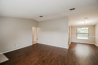 2921 Andy Ct in Orange Park, FL - Foto de edificio - Building Photo