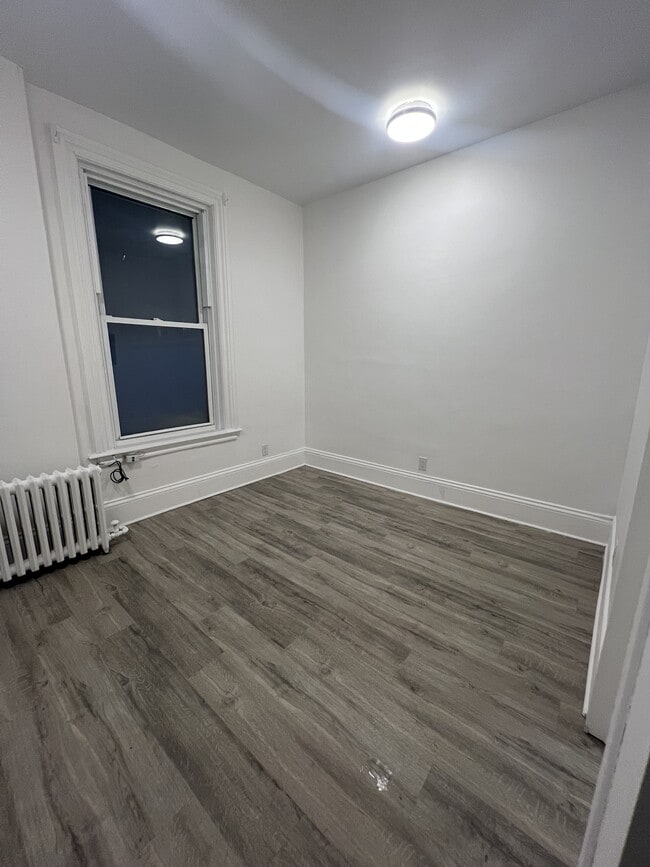 379 Cooper St in Ottawa, ON - Building Photo - Building Photo