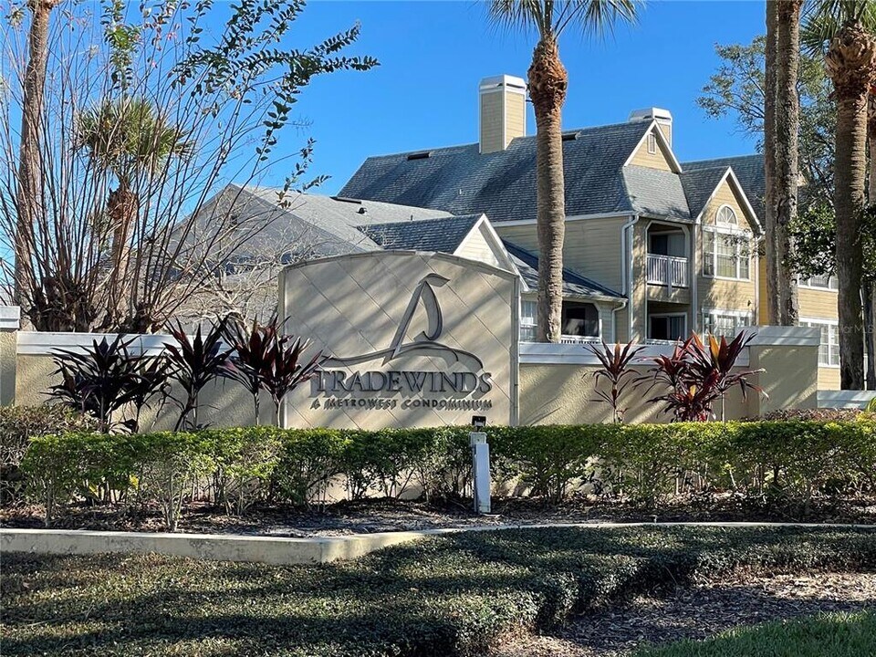 1065 S Hiawassee Rd-Unit -1433 in Orlando, FL - Building Photo