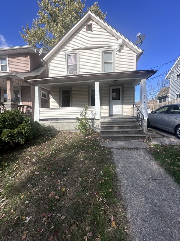 4704 Behrwald Ave in Cleveland, OH - Building Photo - Building Photo