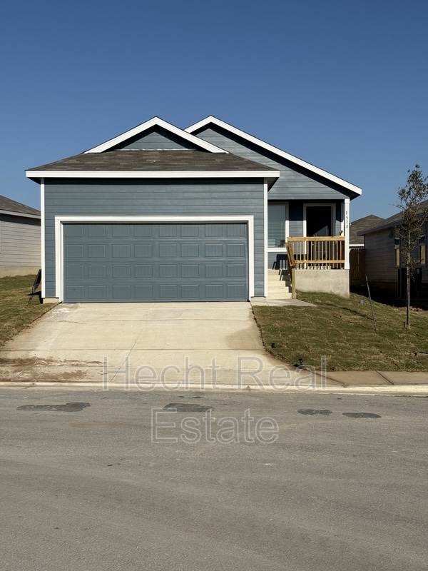 property at 1518 Tiptop Mdw