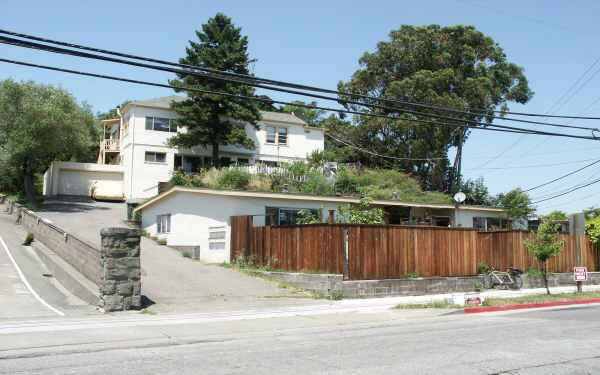 289 Woodland Ave in San Rafael, CA - Foto de edificio - Building Photo