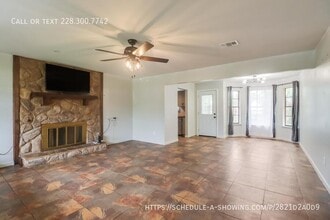 647 Ridge Dr in Biloxi, MS - Building Photo - Building Photo