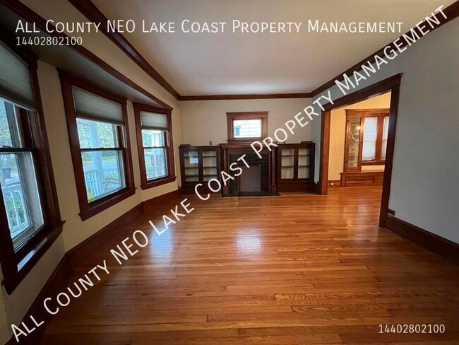 1250 Lakeland Ave in Lakewood, OH - Building Photo - Building Photo