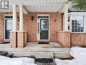 30 Catalina Crescent in Richmond Hill, ON - Building Photo - Building Photo