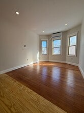 90 Watervale Rd, Unit Unit # 1 in Medford, MA - Building Photo - Building Photo