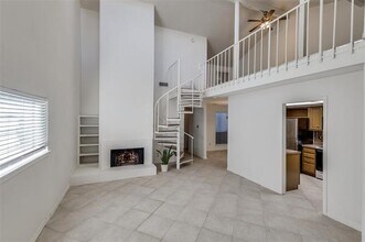 9819 Smokefeather Ln in Dallas, TX - Building Photo - Building Photo